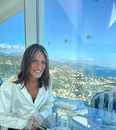 
                                            
                                            Concierge manager Carole Properties
                                            
                                            